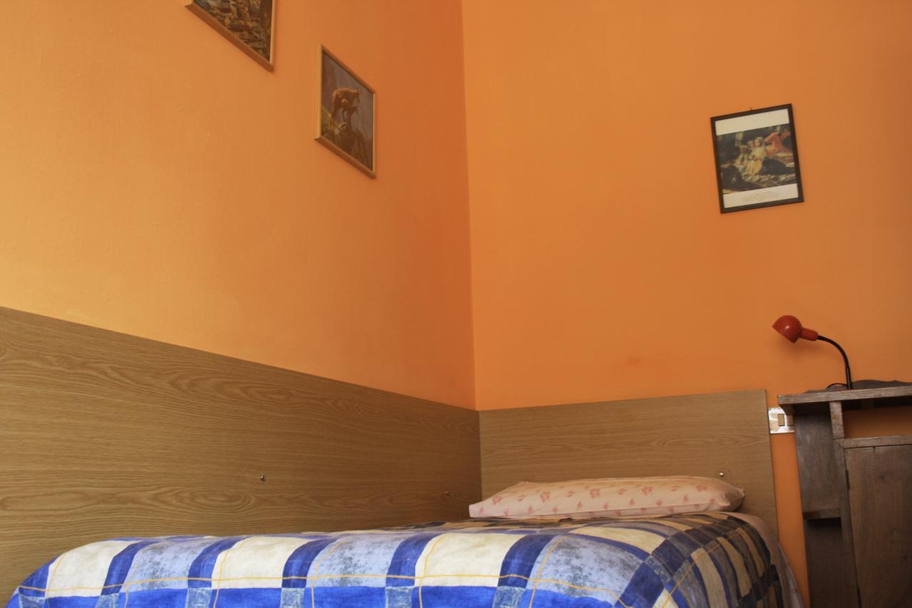 קלוזונה Albergo Della Posta מראה חיצוני תמונה